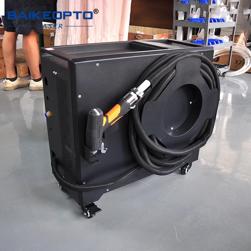 BK‑WF1200S ポータブルハンドヘルドファイバーレーザ - Industrial Laser Welder のレビューと価格