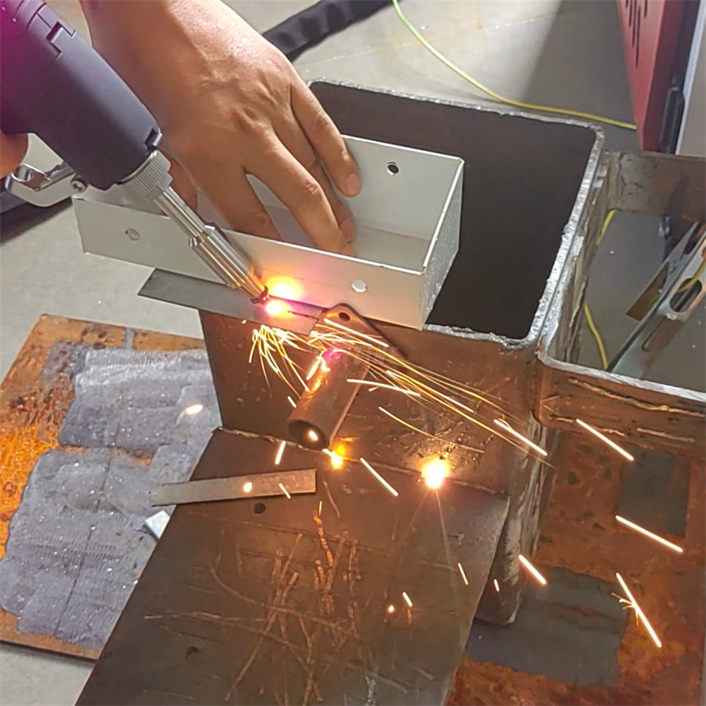 新型ミニポータブルハンドヘルドレーザー溶接機 3in1 溶接 - Industrial Laser Welder のレビューと価格